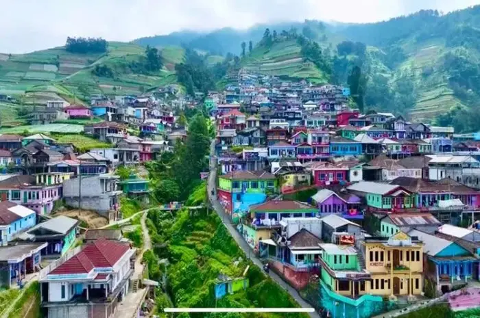 Nepal Van Java, Tempat Wisata Hits Bernuansa Alam di Magelang
